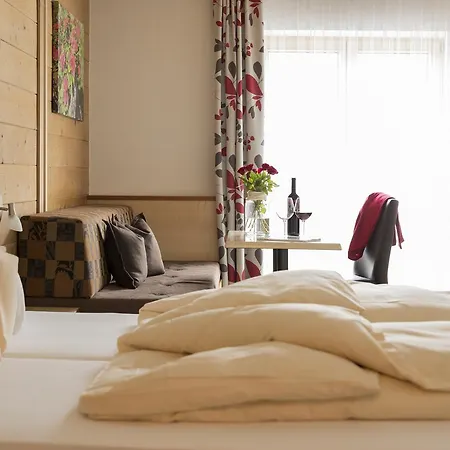 Elisabeth Inkl Der Super Sommer Card Im Sommer 2026 Serfaus