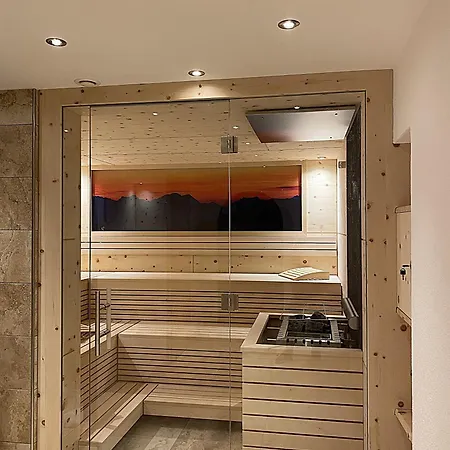 Elisabeth Inkl Der Super Sommer Card Im Sommer 2026 בית הארחה