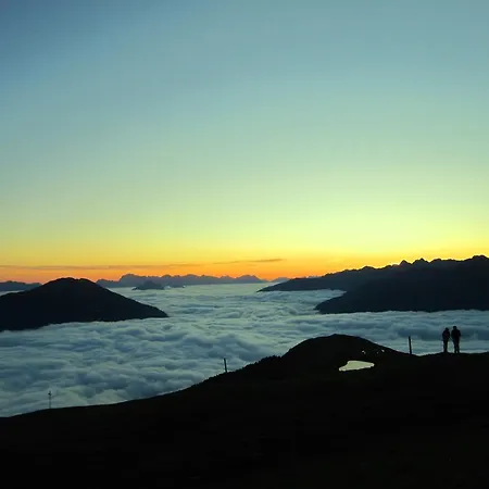 Elisabeth Inkl Der Super Sommer Card Im Sommer 2026 בית הארחה 4*