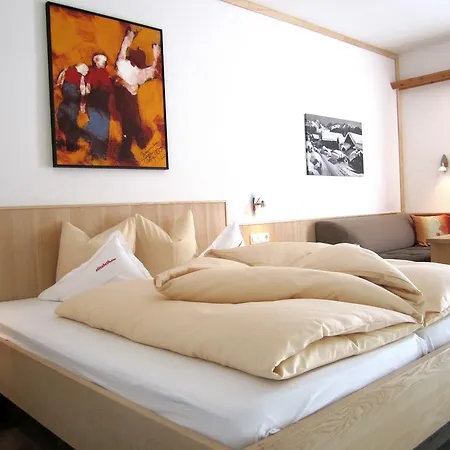 Elisabeth Inkl Der Super Sommer Card Im Sommer 2026 4*